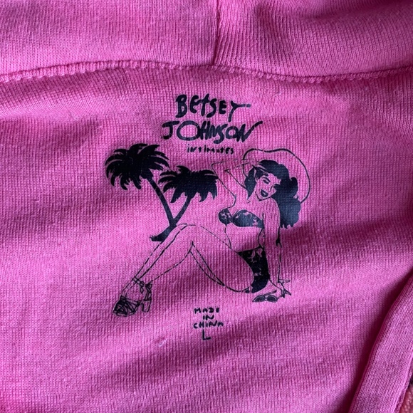 SOLD* Betsey Johnson Beach Towel Cover Up ⛱️ - Picture 2 of 5